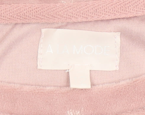 A La Mode Women's Pink Velour Star Pyjama Top Size 12 - Image 4