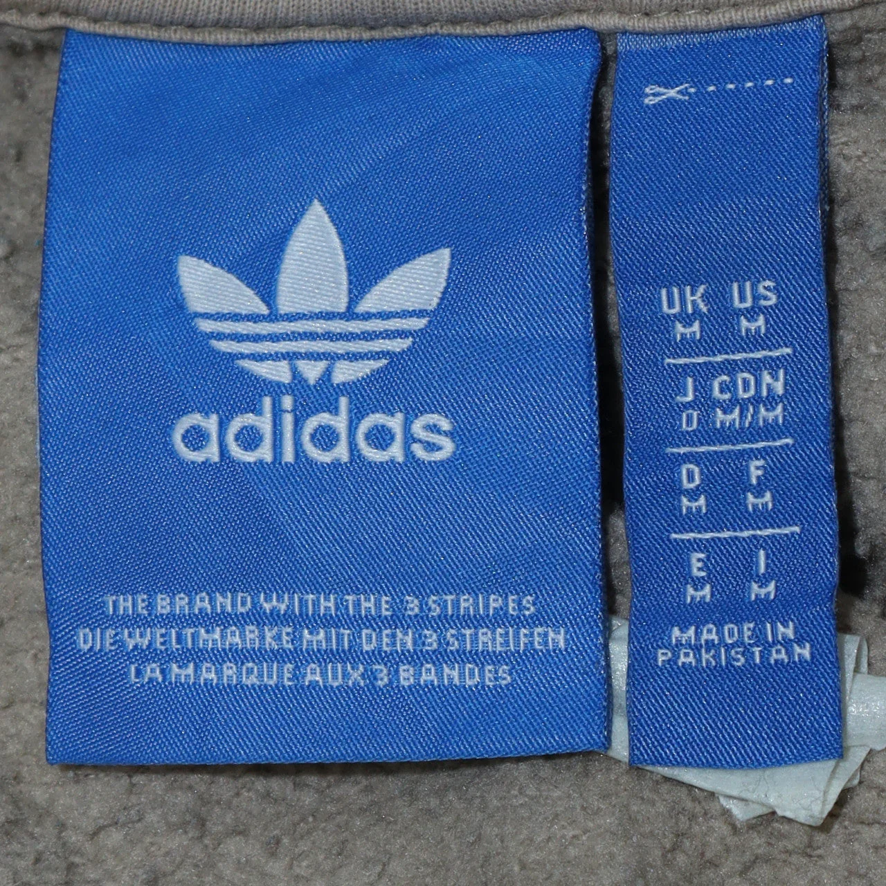 adidas Men Beige Pullover Hoodie Medium Logo Fleece Sweatshirt - Image 5