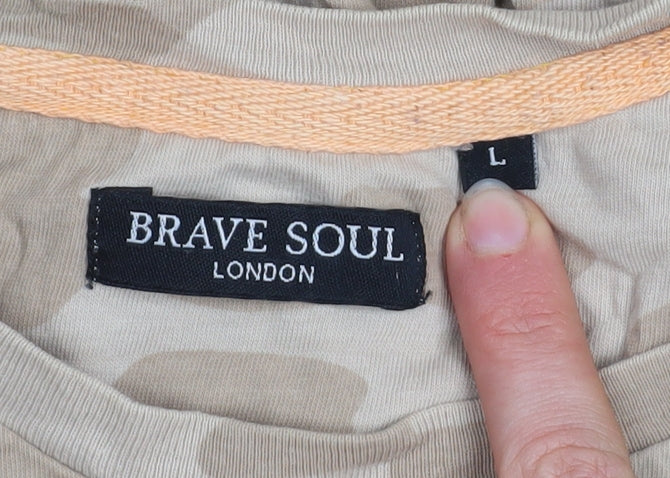Brave Soul Men's Beige Camouflage Cotton T-Shirt Size L with Zip Accents - Image 4