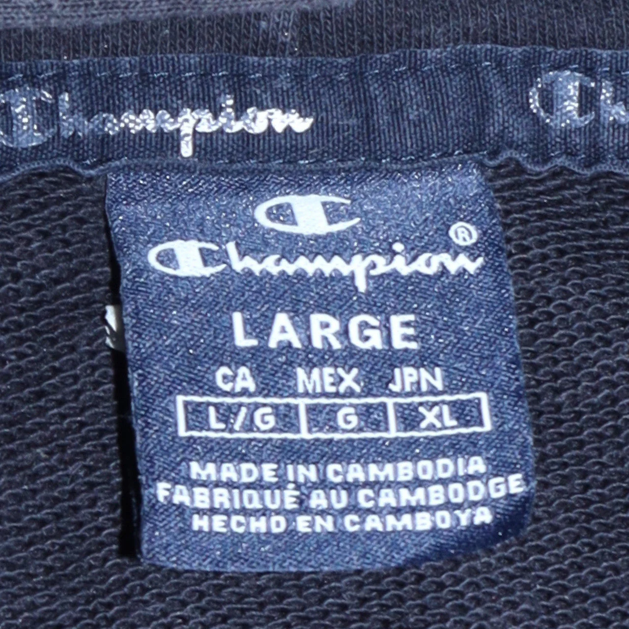Champion Men's Black Pullover Hoodie Size L Logo Fleece Sweatshirt - Image 5