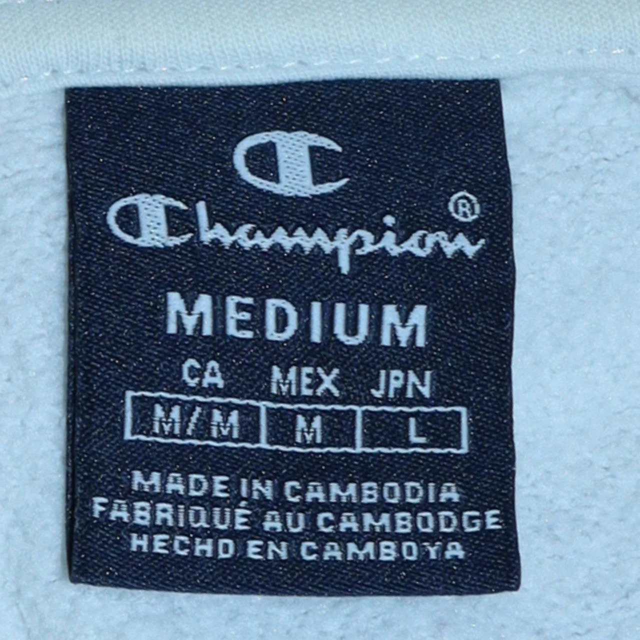 Champion Women's White Medium Pullover Hoodie with Logo Print - Image 5