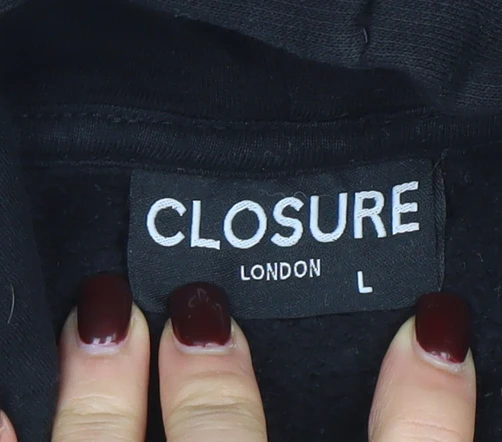 Closure London Men’s Black Pullover Hoodie L Graphic Logo Fleece - Image 4