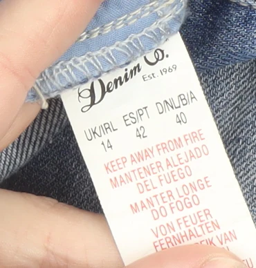 Denim Co. Men's Blue Distressed Light Wash Straight Jeans L - Image 4