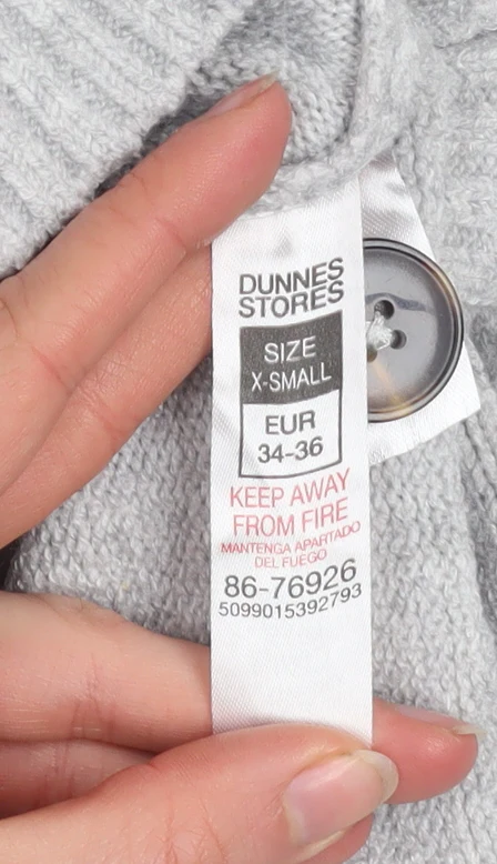 Dunnes Stores Women’s Grey V-Neck Button Knit Cardigan XS - Image 4