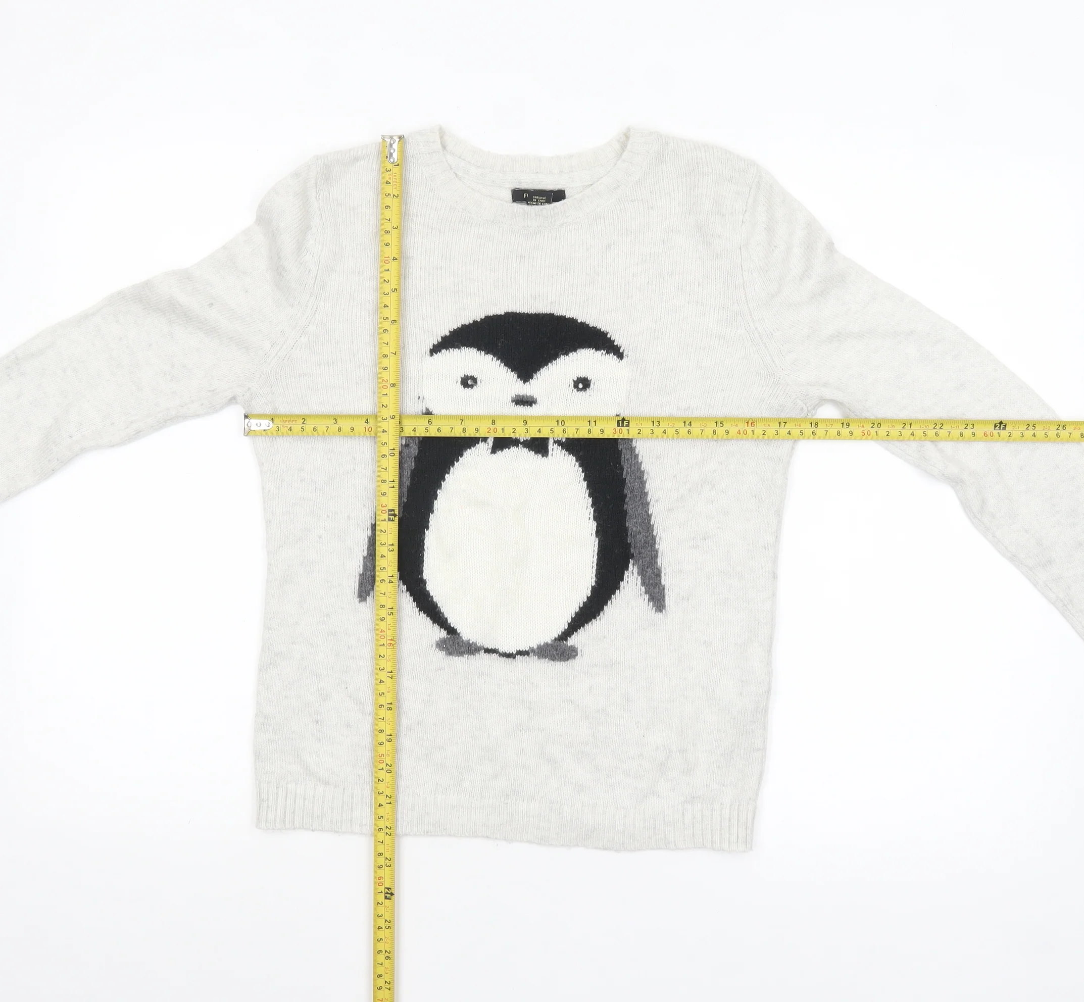 Forever 21 Women’s Grey Penguin Christmas Jumper Size S - Image 2