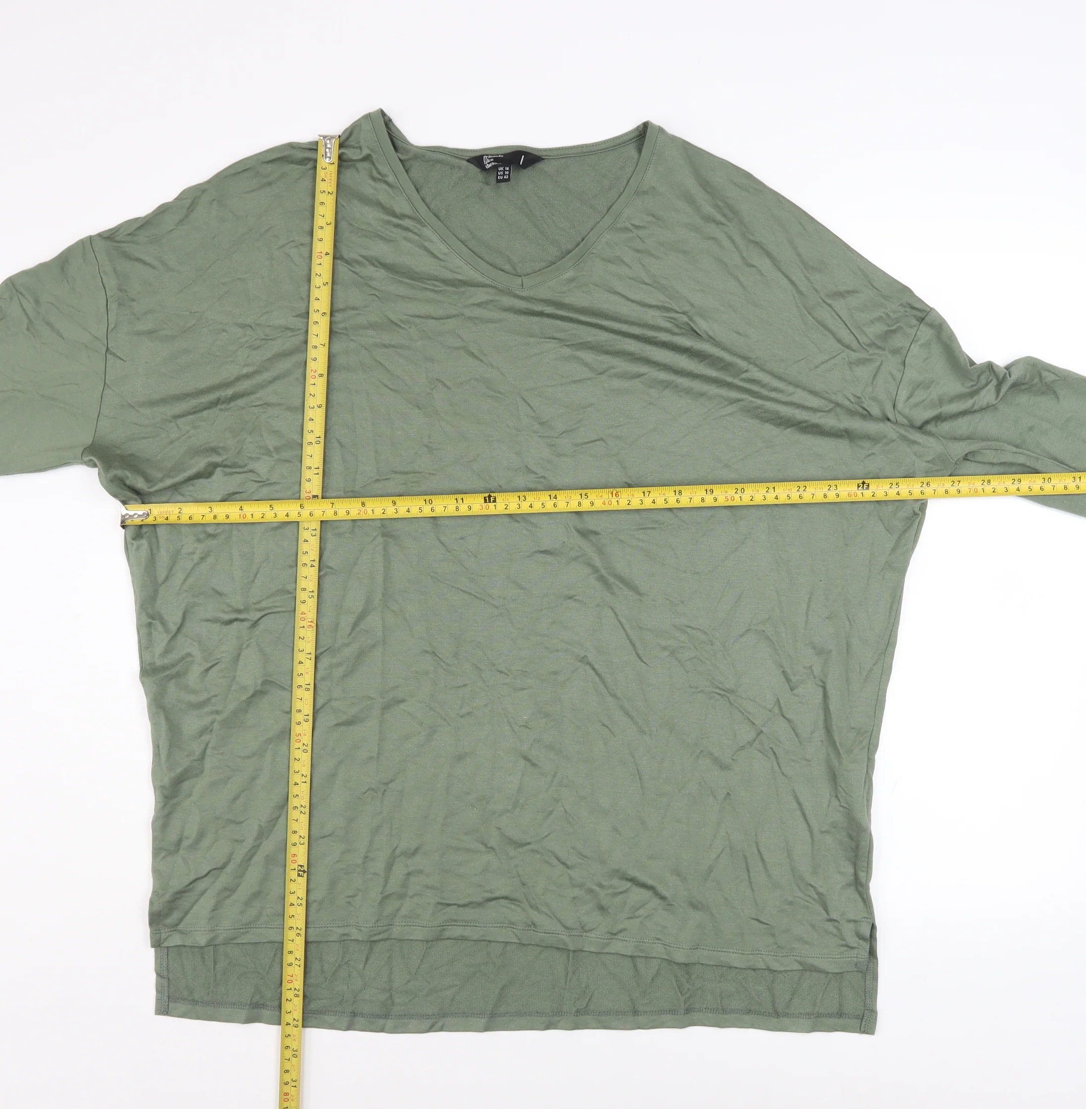 Friends Like These Women’s Green V-Neck Jersey Long Sleeve Top Size 14 - Image 2