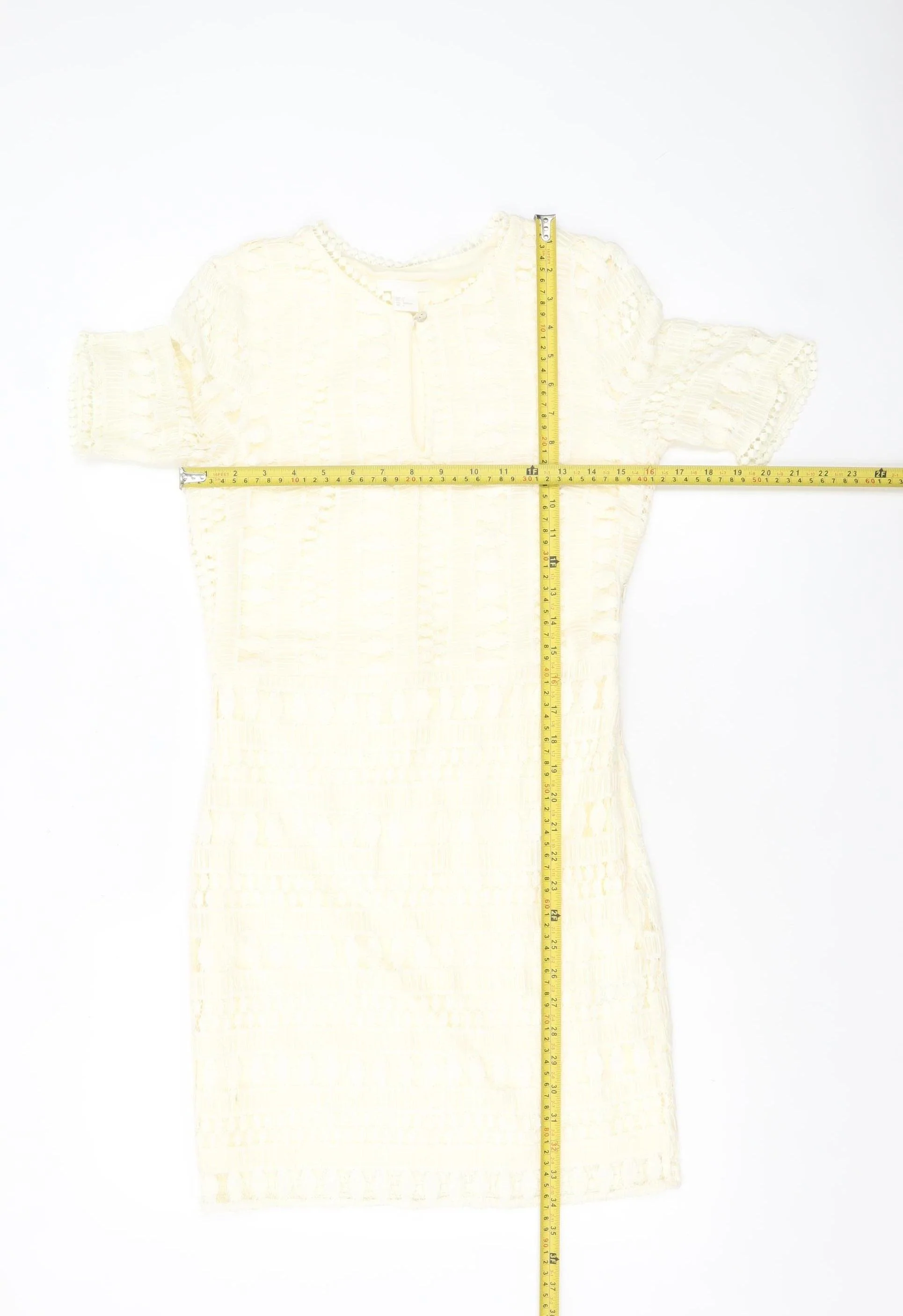 H&M Women Ivory Lace Shift Dress Size 8 Short Sleeve Lined - Image 2