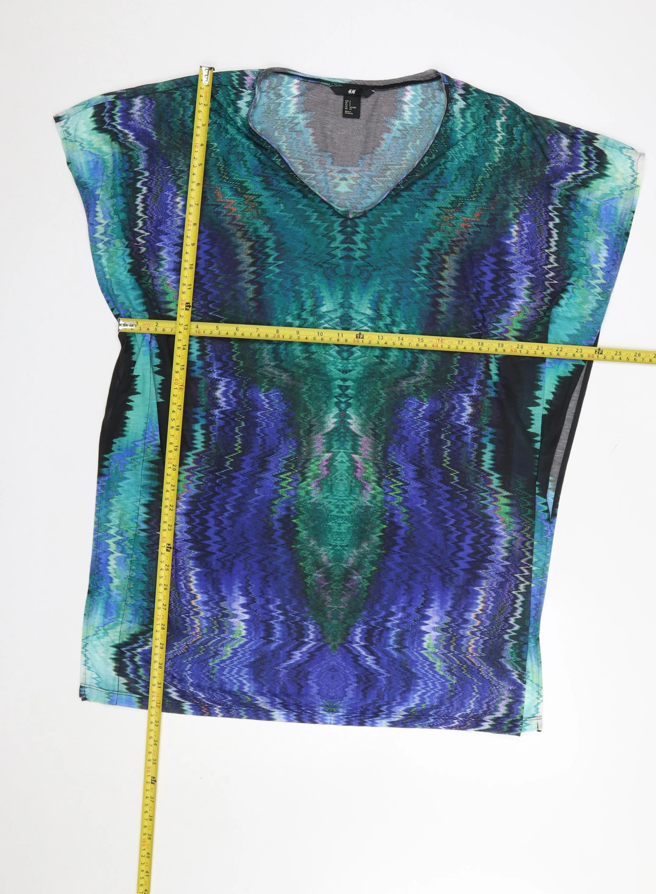 H&M Women’s Multicoloured V-Neck Tunic Top Size S - Image 2
