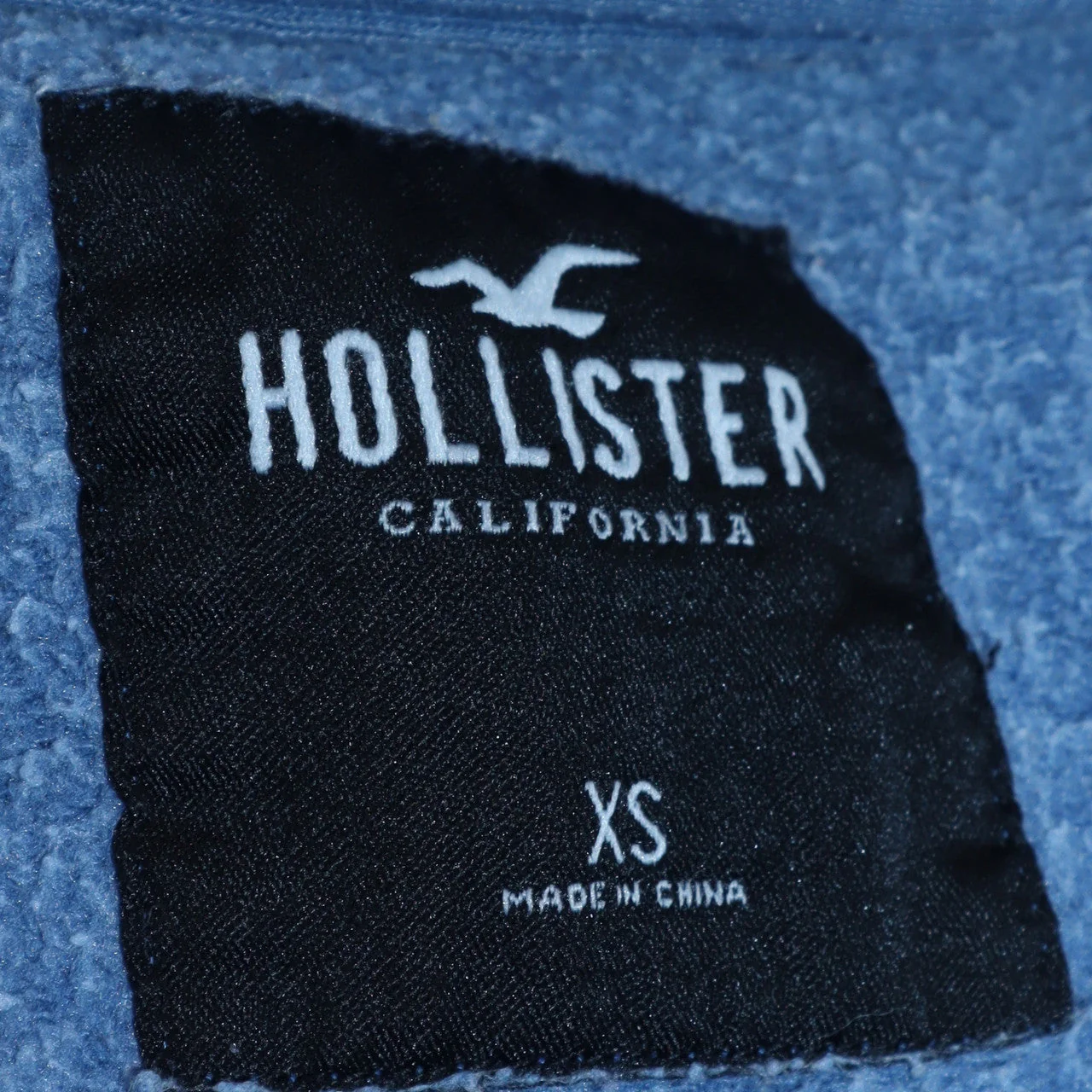 Hollister Men's Blue XS Pullover Crew Neck Fleece Sweatshirt - Image 6