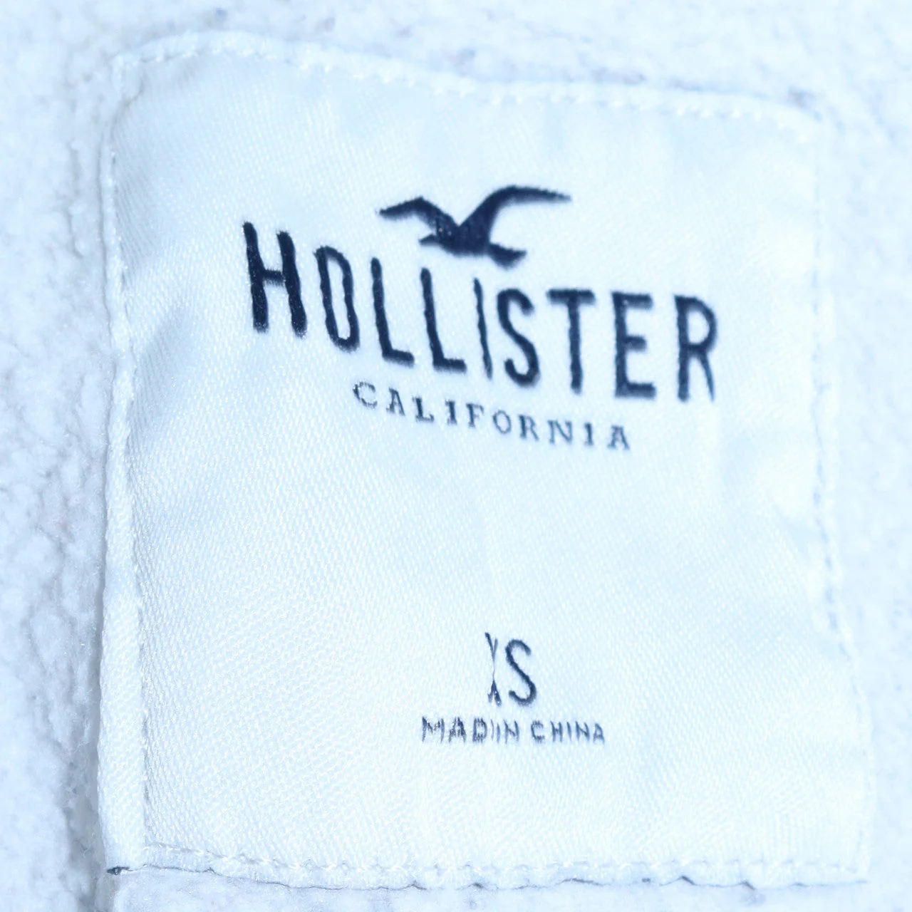Hollister Men's Multicoloured XS Pullover Hoodie with Logo - Image 5