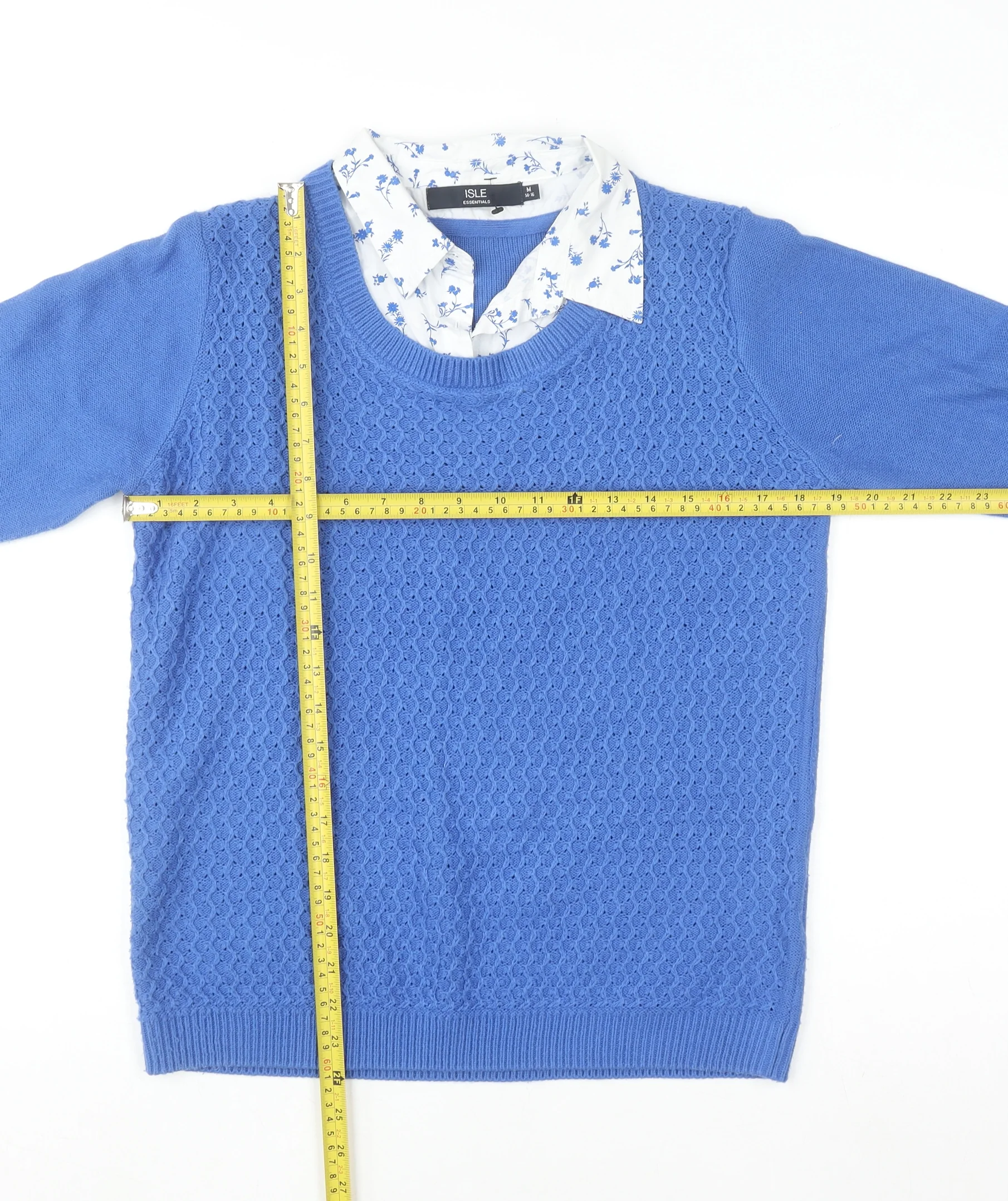 Isle Essentials Women’s Blue Pullover Jumper Medium 14-16 Knit Crew Neck - Image 2