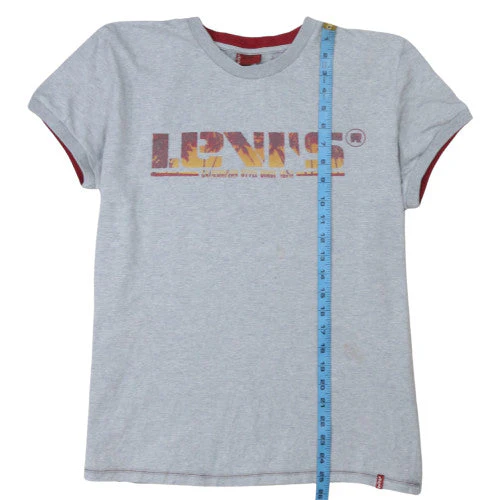 Levi's Men’s Grey Red Tab Graphic Print Crew Neck T-Shirt Medium - Image 3