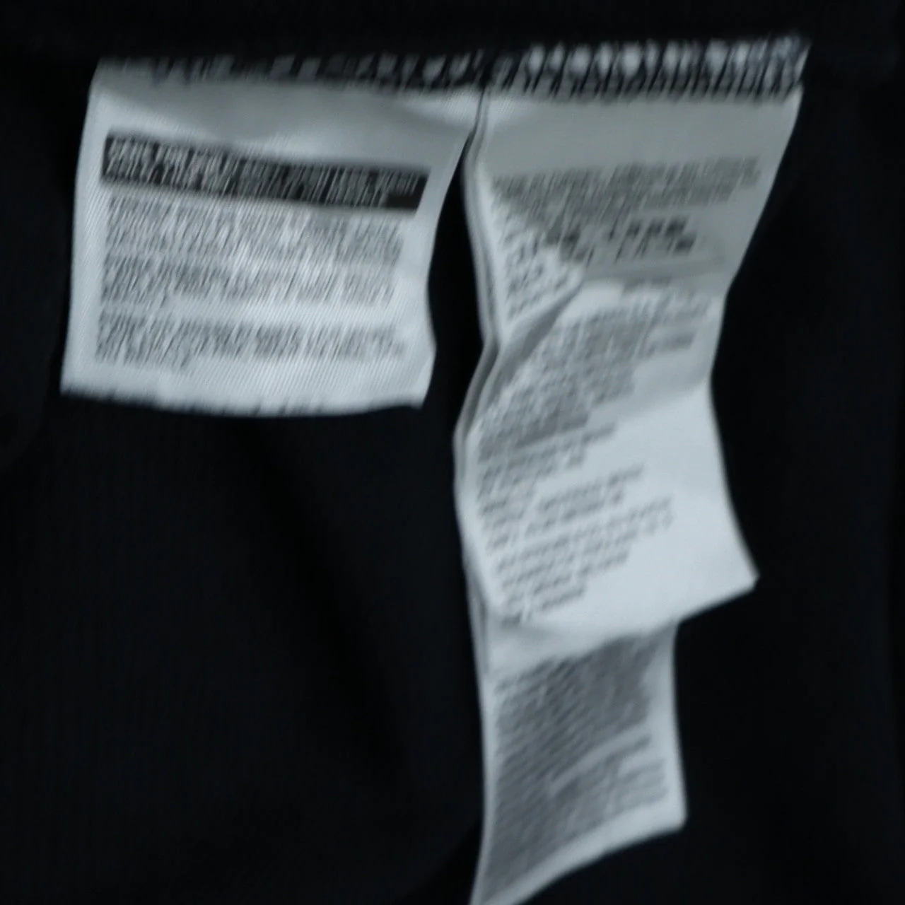 Levi's Men's Black M Pullover Hoodie Graphic Logo Sweatshirt - Image 6