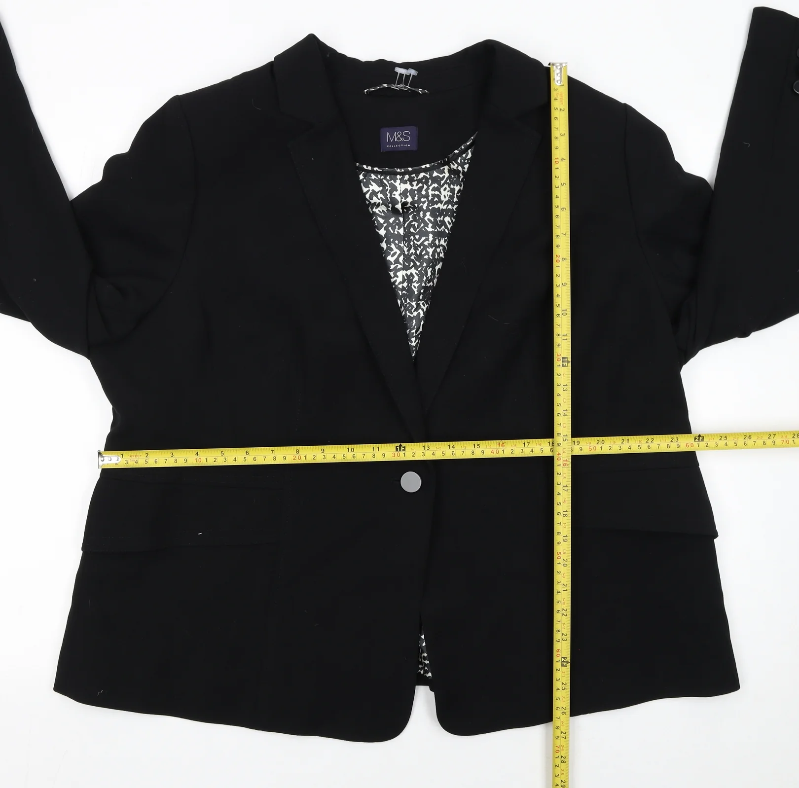 Marks and Spencer Women’s Black Size 24 Single-Breasted Blazer - Image 2