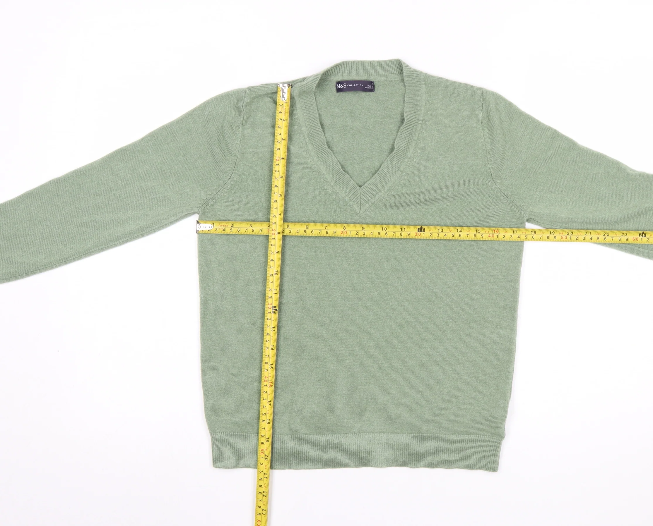 Marks and Spencer Women’s Green V-Neck Long Sleeve Acrylic Jumper Size S - Image 2