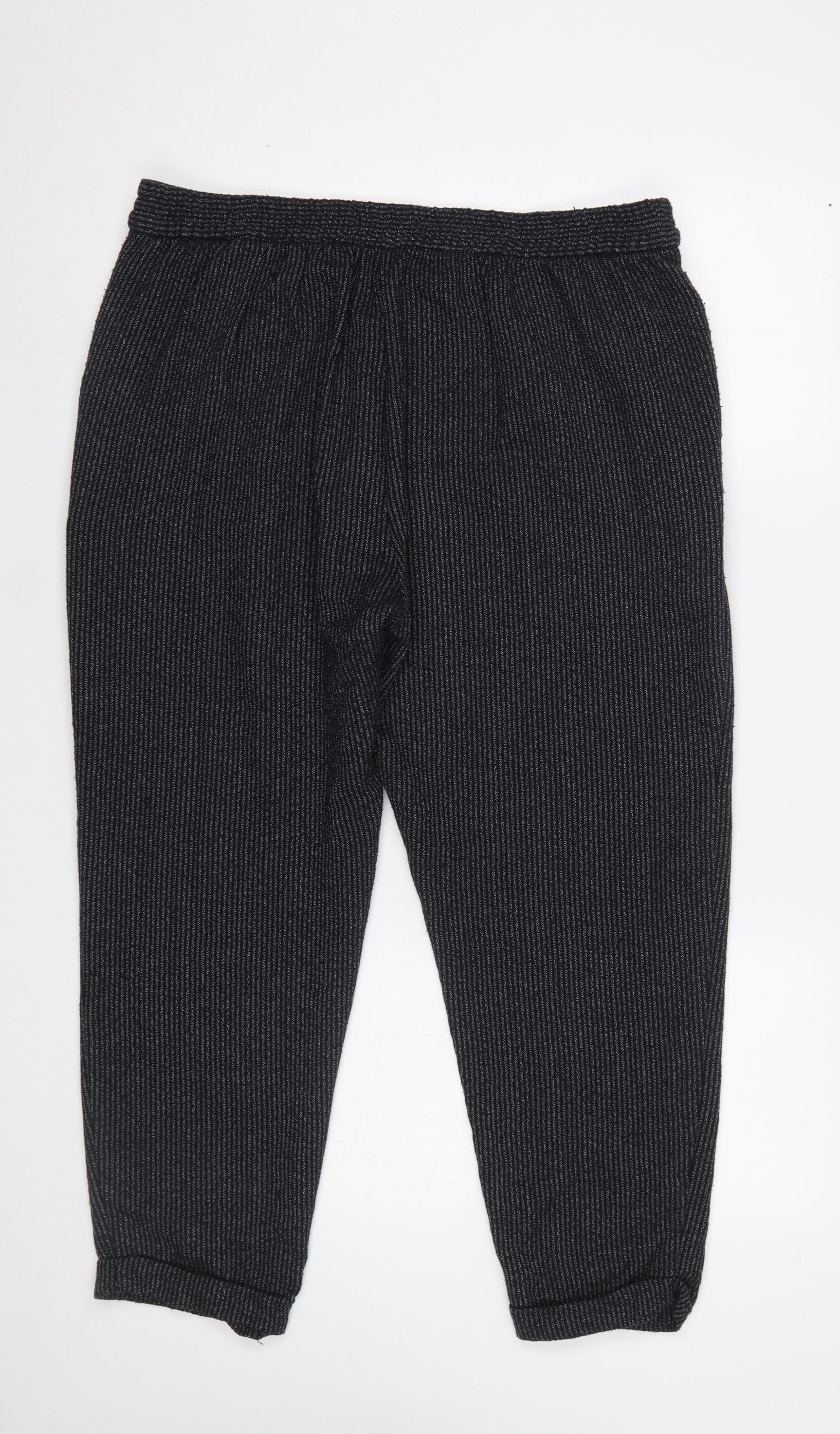 Marks and Spencer Women’s Grey Striped Knit Tapered Trousers Size 16 - Image 3