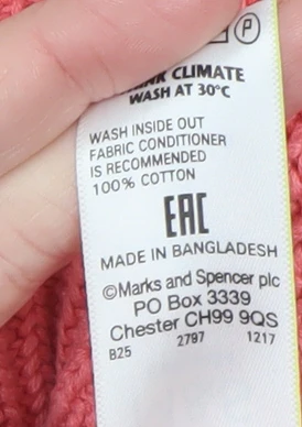 Marks and Spencer Women’s Pink Cotton Knit Jumper Medium - Image 4