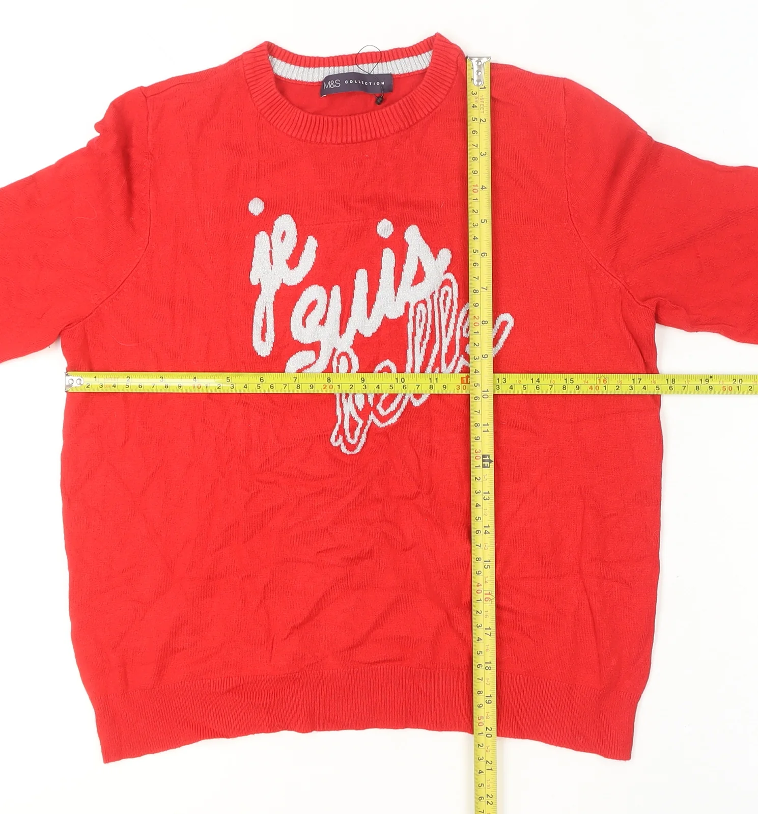 Marks and Spencer Women's Red Crew Neck Je Suis Belle Jumper Size 12 - Image 2