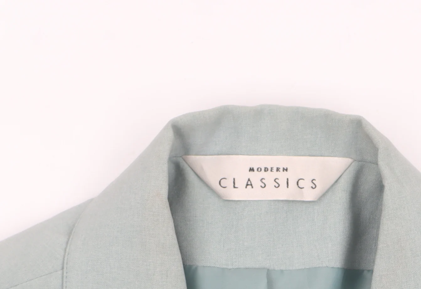 Modern Classics Women’s Green Long Buttoned Overcoat Size 18 - Image 6