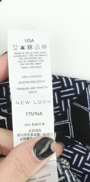 New Look Women's Black Geometric Shift Dress Size 14 - Image 4