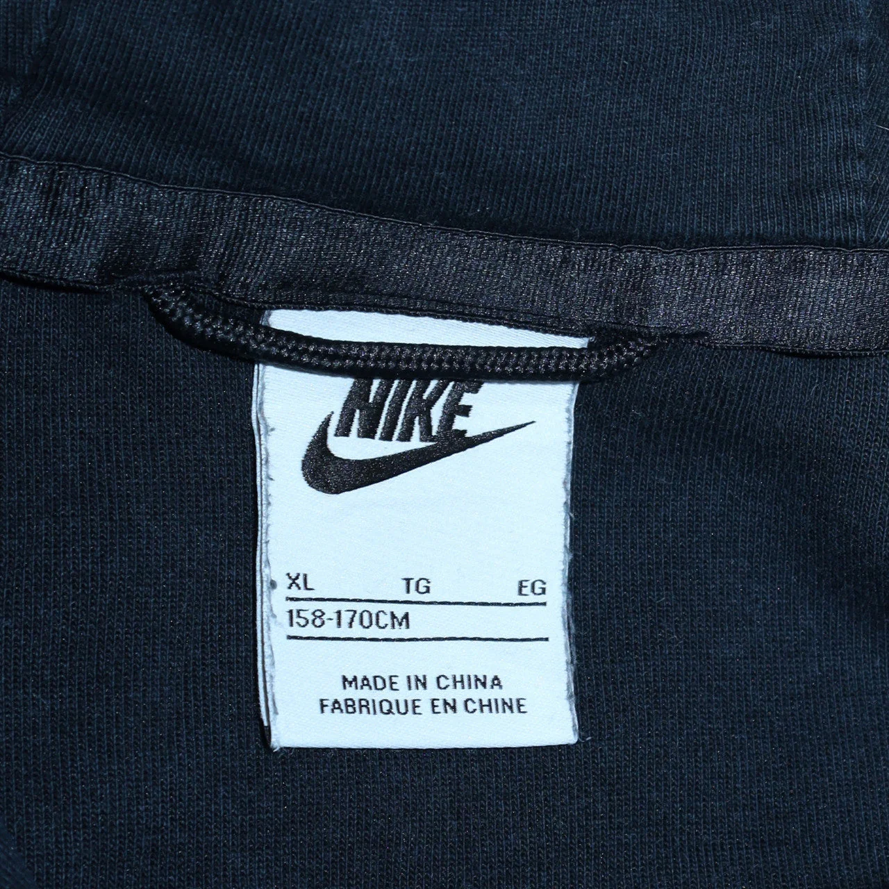 Nike Boys Black Full Zip Hoodie XL (158-170cm) Fleece Sweatshirt - Image 5