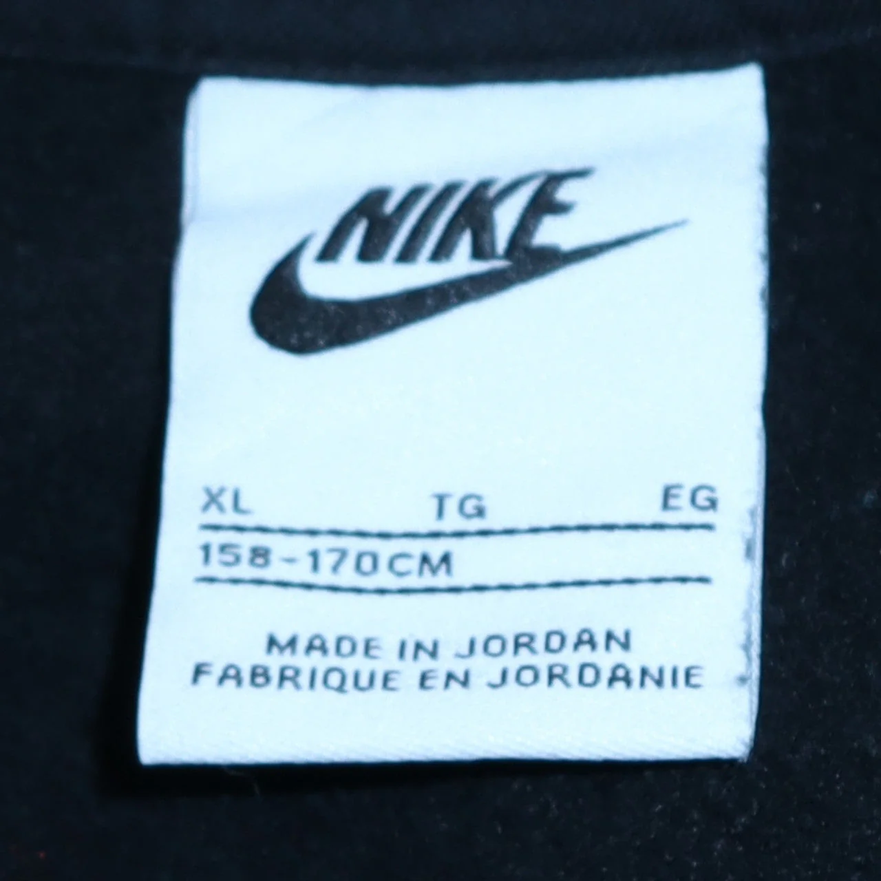 Nike Boys Black XL Pullover Hoodie Sweatshirt Fleece Lined Casual - Image 5