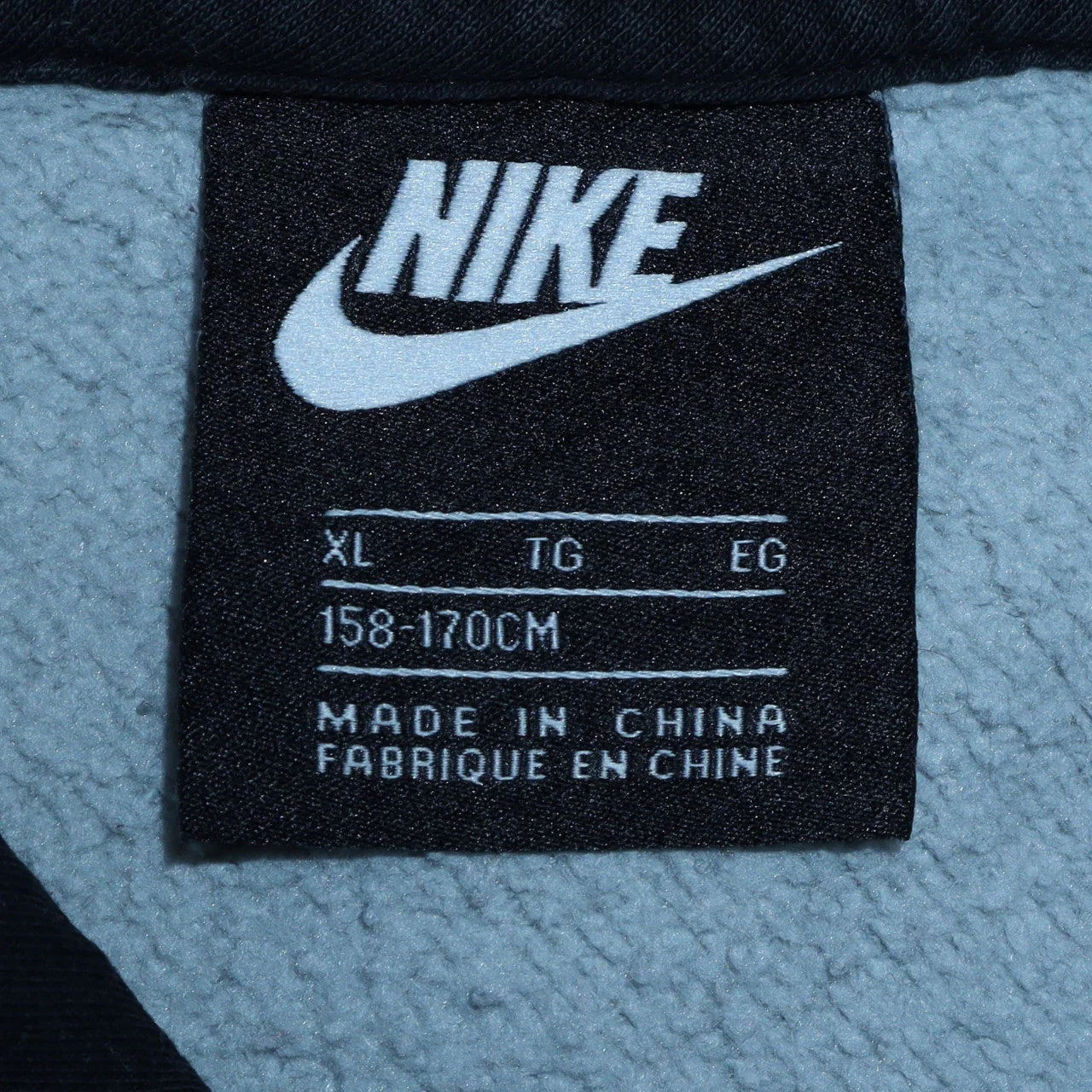 Nike Boys Grey Colourblock Pullover Hoodie XL Fleece Logo Print - Image 5