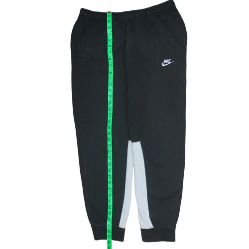 Nike Men's Black Joggers L Regular Fit Cotton Tapered Sweatpants - Image 3