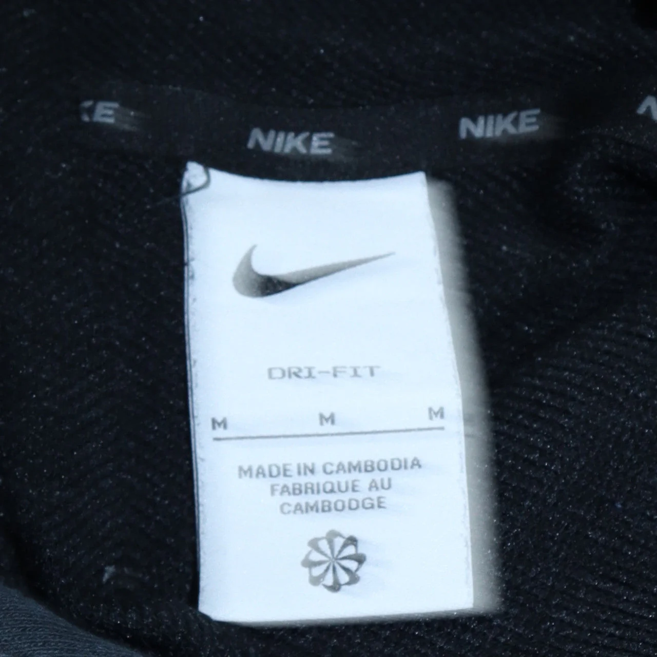 Nike Men's Black Pullover Hoodie M Fleece Dri-Fit Logo Sportswear - Image 5
