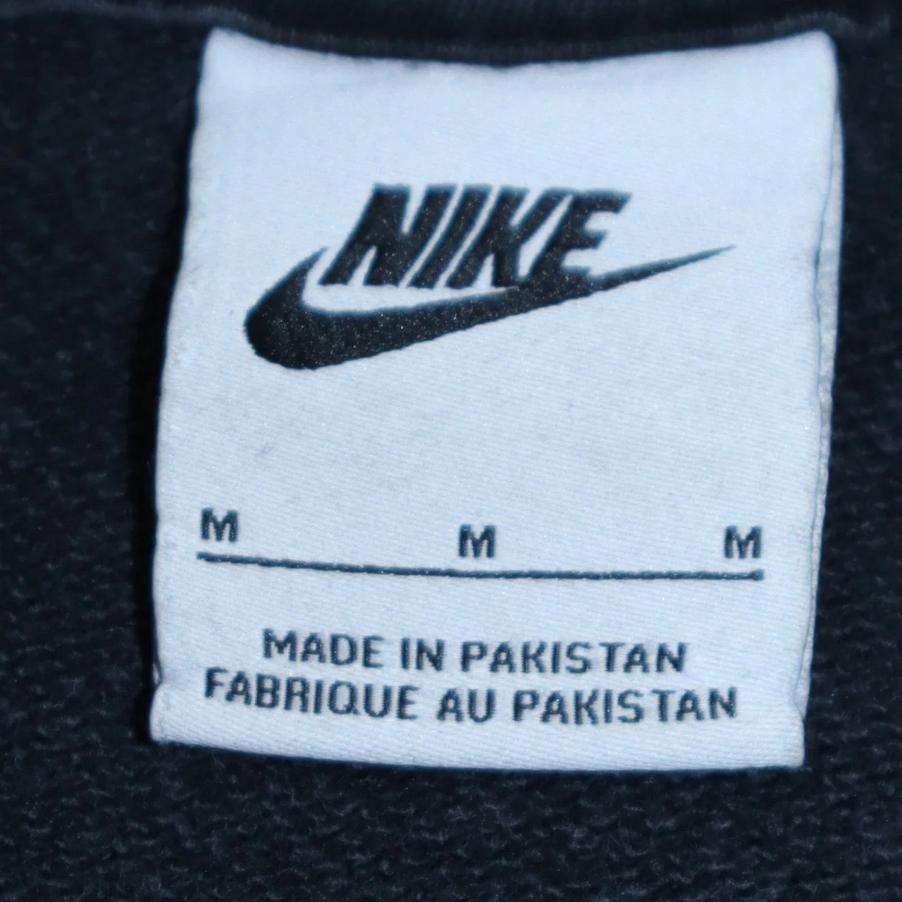 Nike Men's Black Pullover Hoodie Medium Fleece Sportswear - Image 5