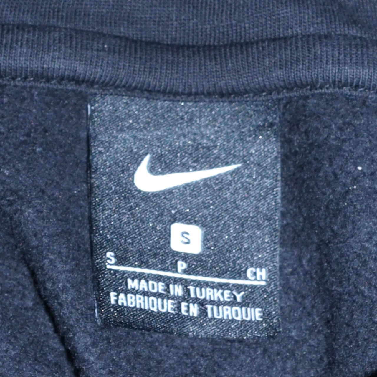 Nike Men's Black S Pullover Hoodie with Red Logo Graphic - Image 5