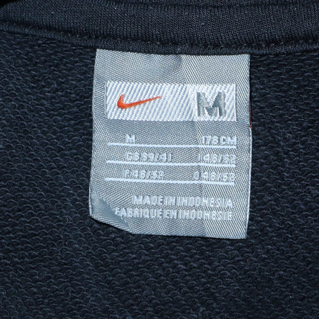 Nike Men's Black Training Pullover Hoodie Size M - Image 5