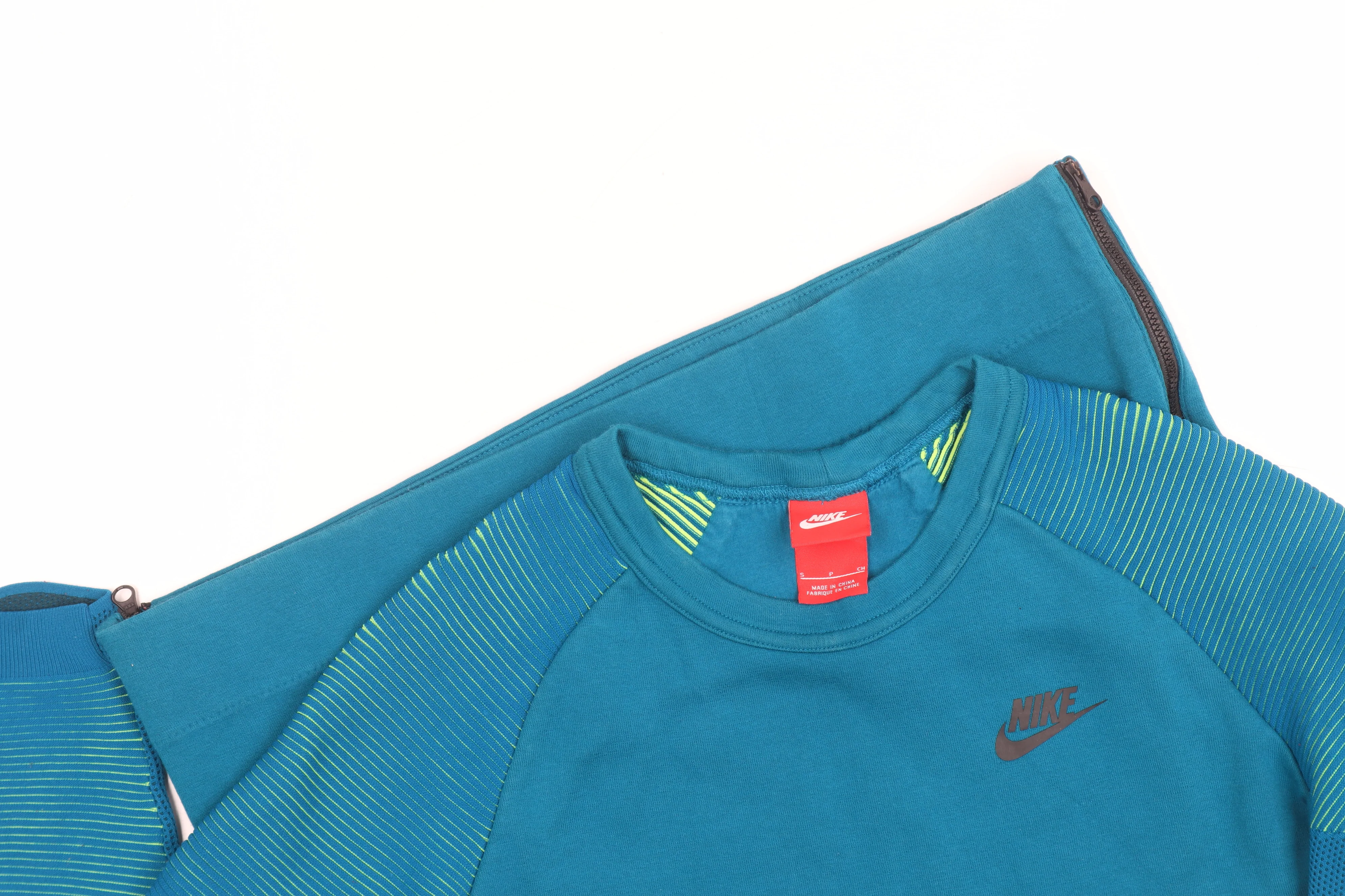 Nike Men's Blue Long Sleeve Pullover Sweatshirt Size L Sports Style - Image 4