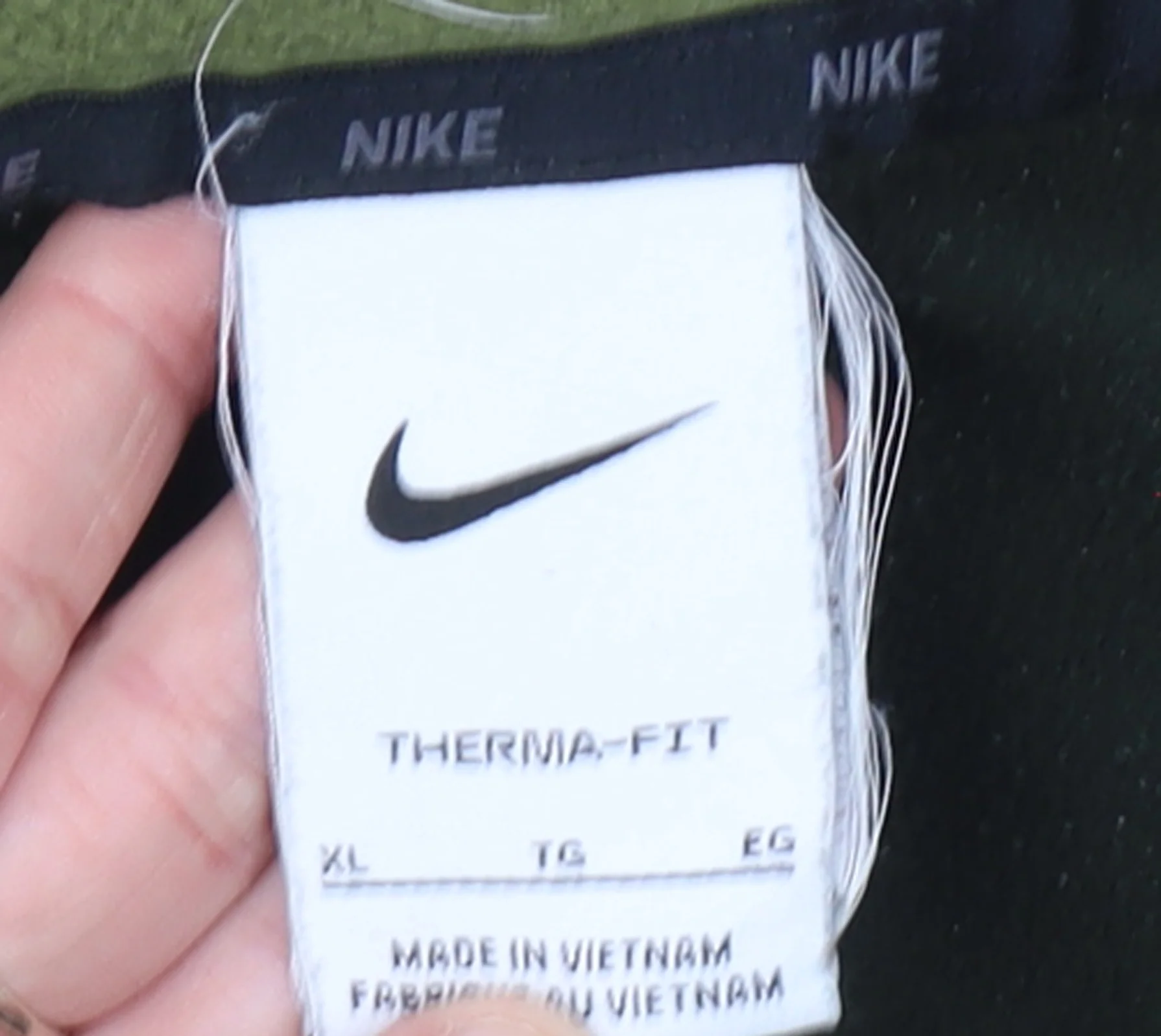 Nike Men's Green XL Full Zip Therma-Fit Hoodie - Image 4