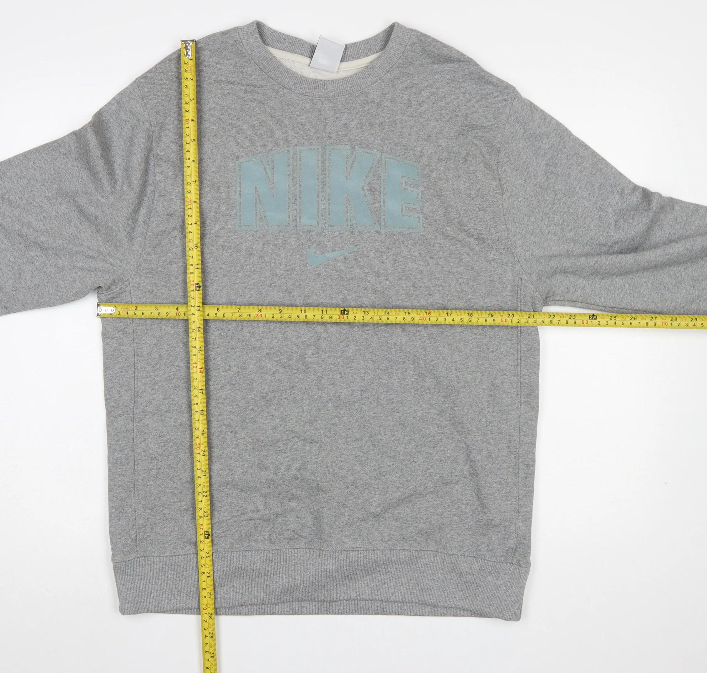 Nike Men's Grey Crew Neck Regular Fit Sweatshirt Medium - Image 2