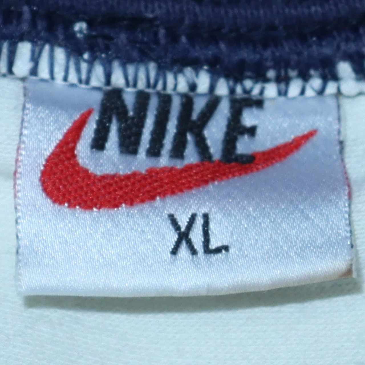 Nike Mens White XL Crew Neck Embroidered Logo Sweatshirt - Image 5
