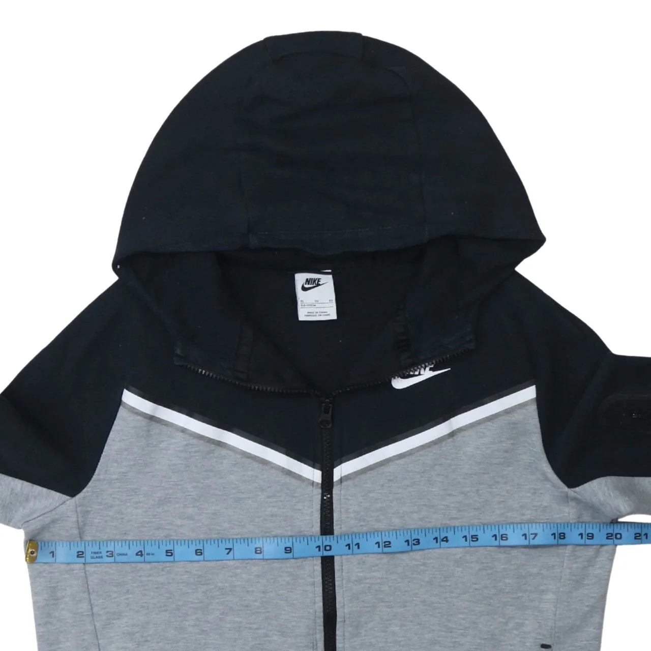 Nike Teens Grey Full Zip Hoodie XL Regular Fit Sportswear - Image 3
