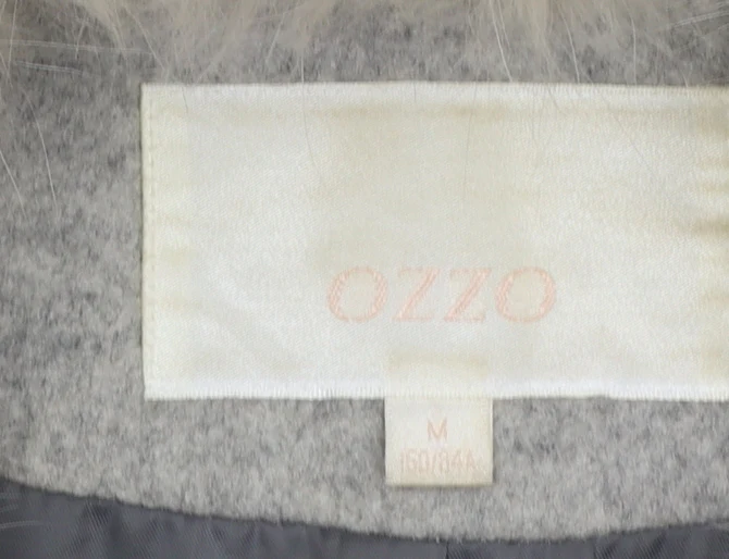 OZZO Women’s Grey Wool Fur Collar Long Overcoat Size 8 - Image 4