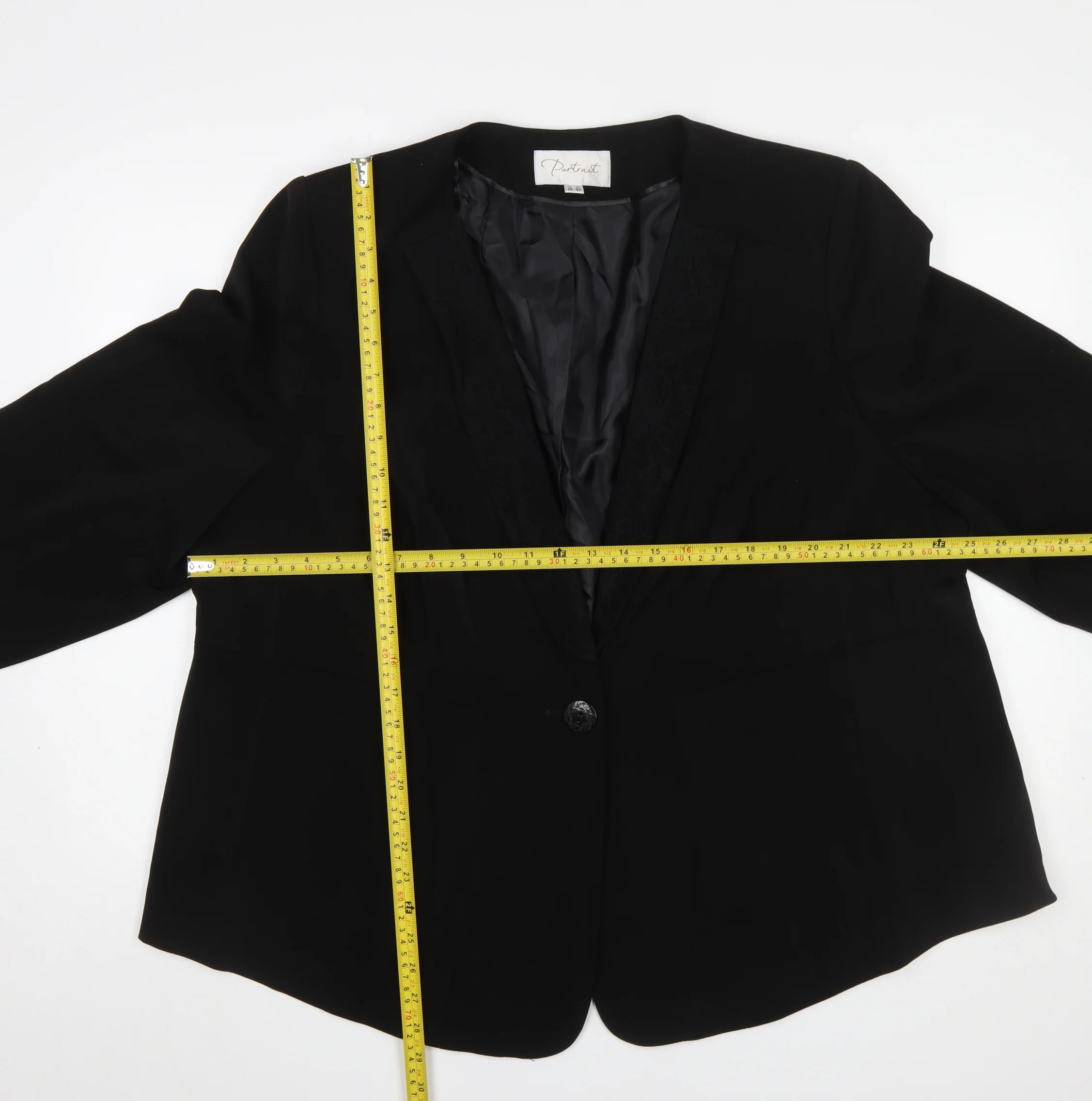 Portrait Women's Black Size 26 Classic Single-Breasted Blazer - Image 2