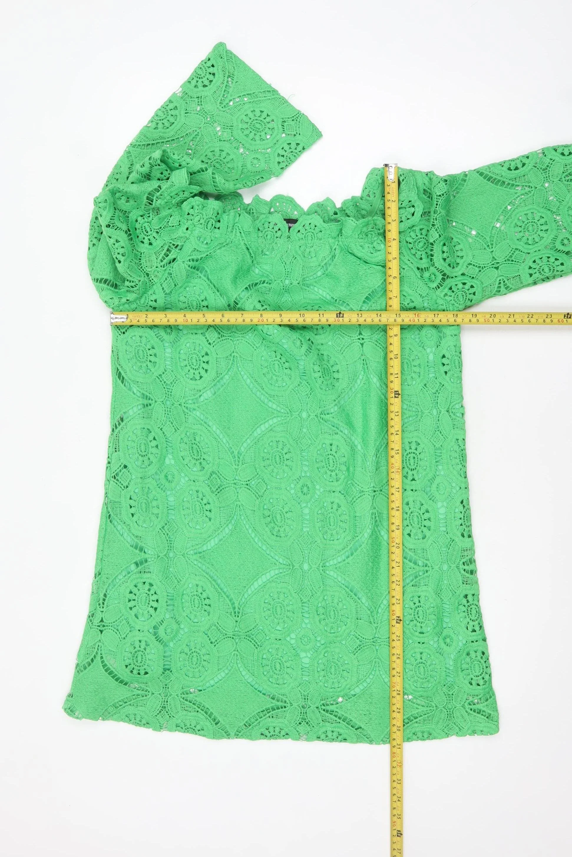 PrettyLittleThing Women's Green Lace Off Shoulder Shift Dress UK 12 - Image 2