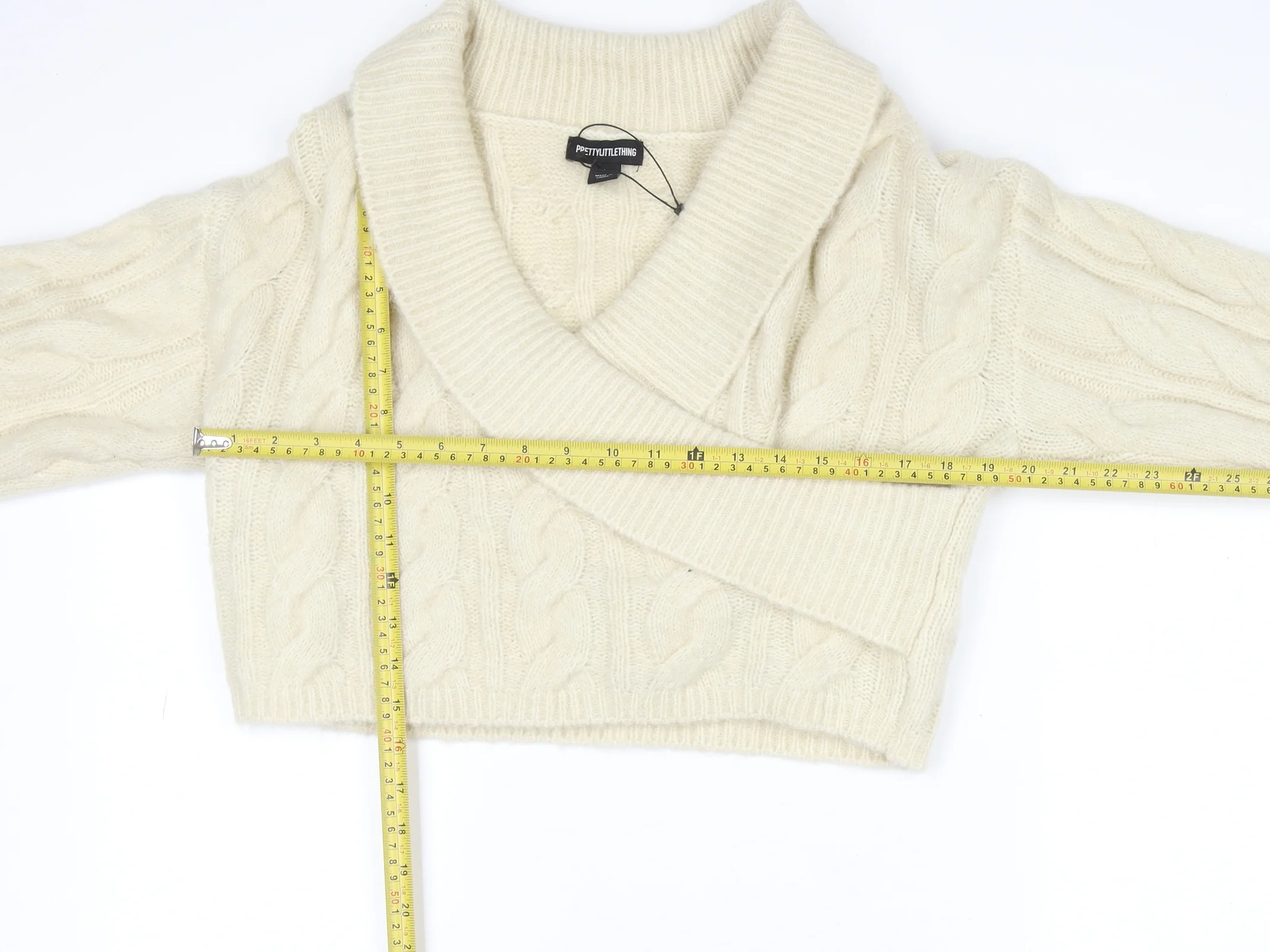 PrettyLittleThing Women's Ivory Cable-Knit V-Neck Pullover Jumper Size L - Image 2