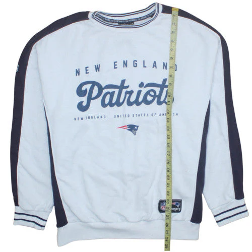 Primark Men’s White XL Pullover Sweatshirt New England Patriots Logo - Image 2