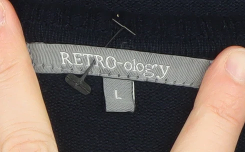 RETRO-ology Women's Black L Pullover Knit Jumper - Image 4