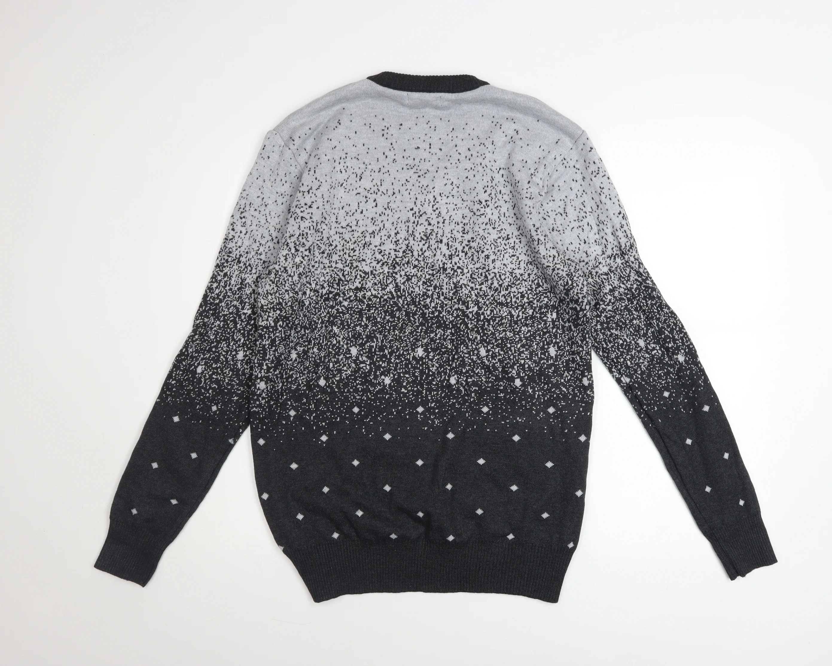 Selection Men's Grey V-Neck Pullover Acrylic Knit Sweatshirt Size S - Image 3