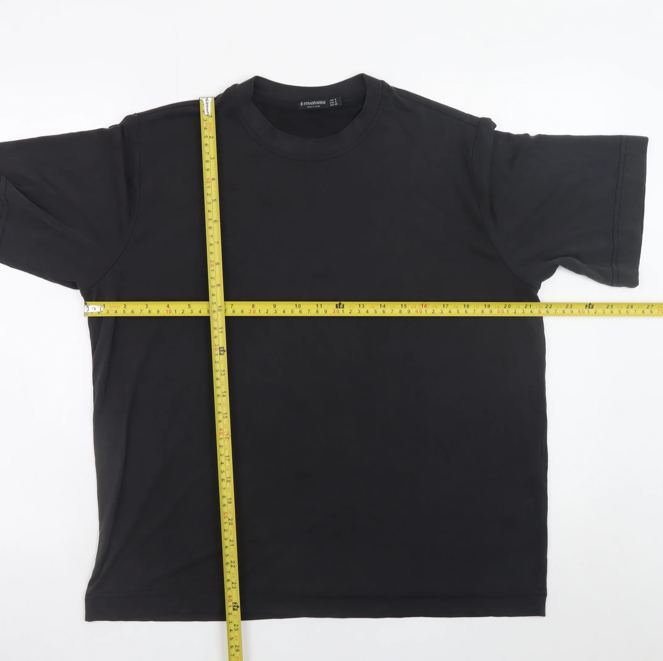 Stradivarius Men's Black Short Sleeve Regular Fit Viscose T-Shirt Size S - Image 2