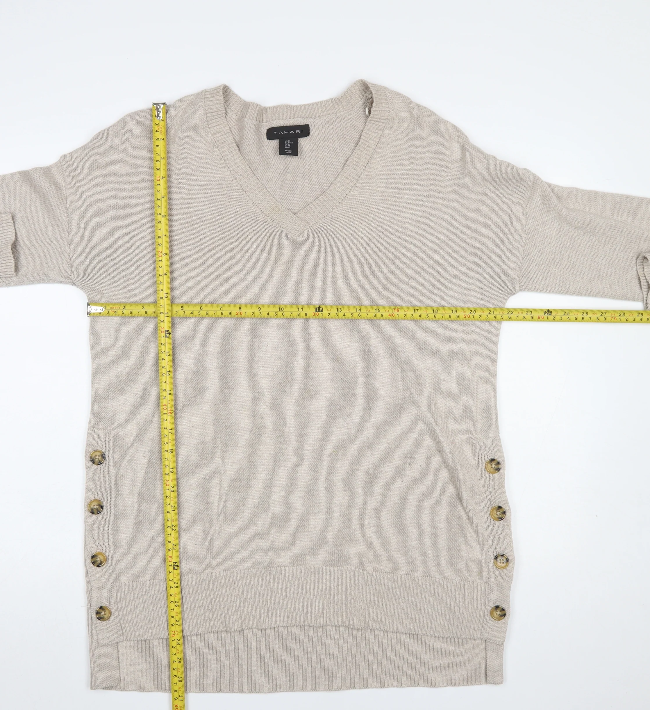 Tahari Women's Beige V-Neck Button Side Knit Jumper Size M - Image 2