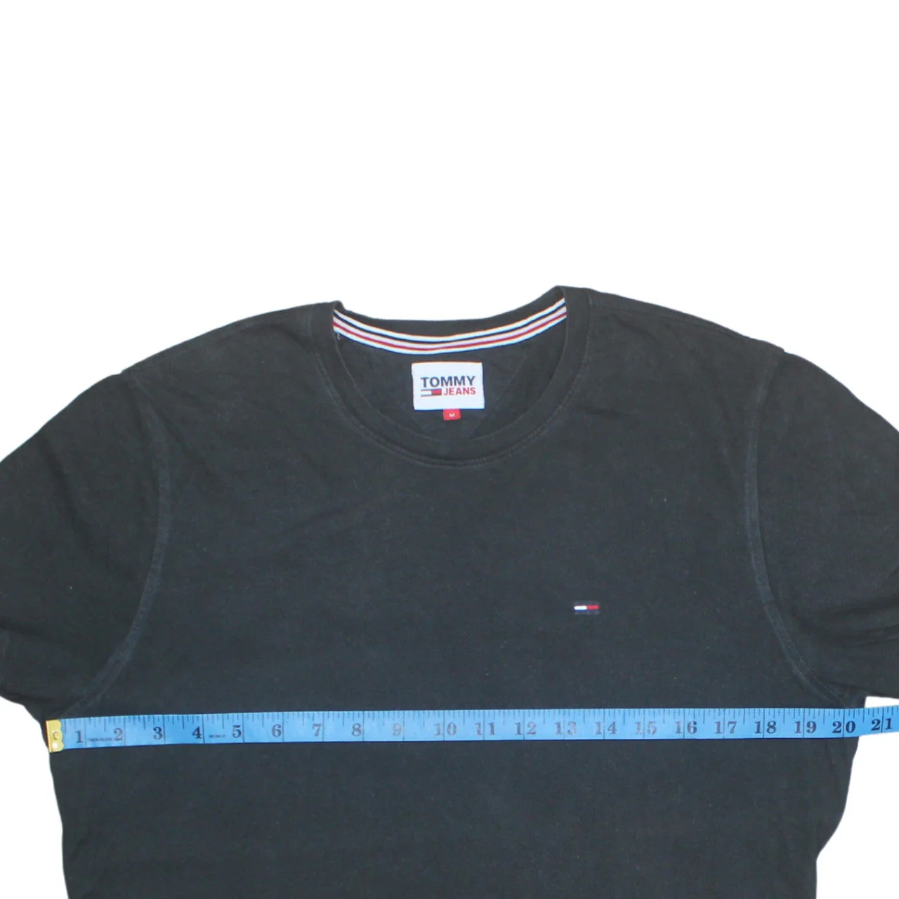 Tommy Jeans Men's Black Cotton Crew Neck T-Shirt M Regular Fit - Image 2