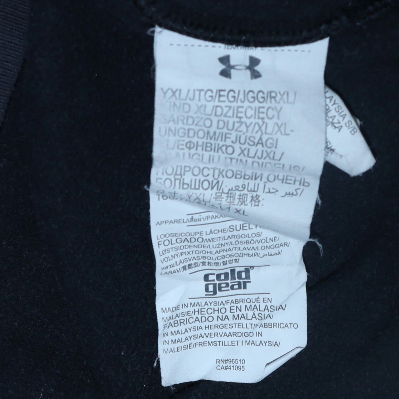 Under Armour Boys Black & Red Pullover Hoodie XL Loose Fit ColdGear - Image 6