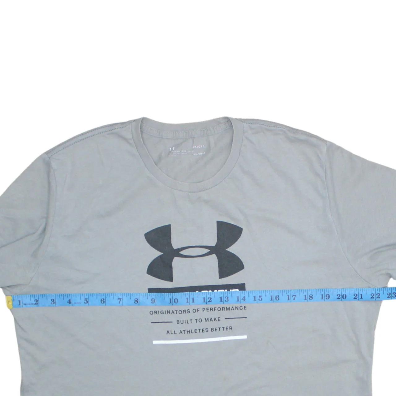 Under Armour Men's Grey HeatGear Loose Fit Graphic T-Shirt L - Image 2