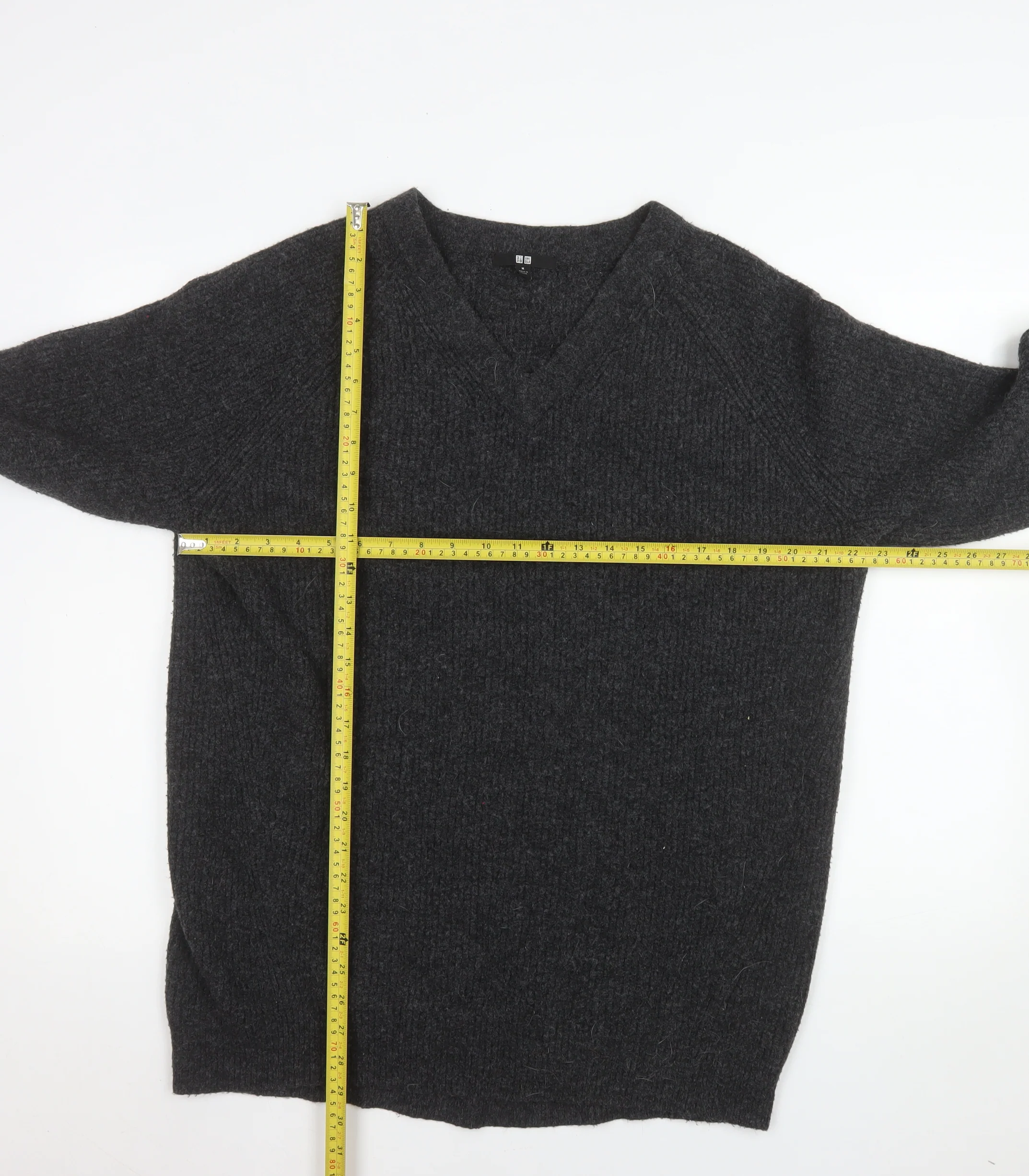 Uniqlo Mens Grey V-Neck Wool Blend Pullover Jumper M - Image 2